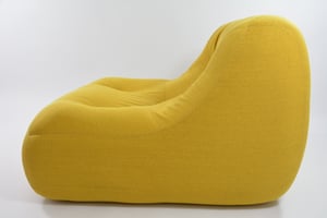 Image of Chauffeuse / fauteuil Ligne Roset jaune - KALI