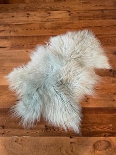 Image of Mint Curly Sheepskin 