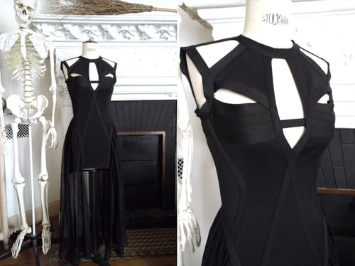 Image of BANDAGE DRESS WITH STRAPS & SHEER TRAIN ※ UNIF design - Spy x Family