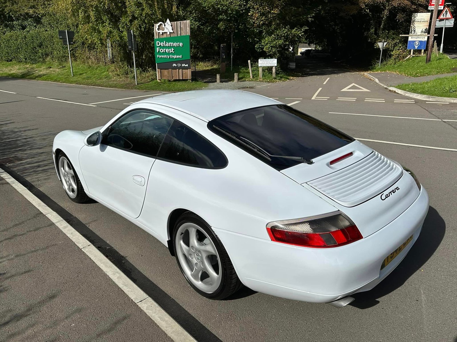 新同品／絶版【VISION】ポルシェ911 Carrera RSR 2.8 白赤 ヴィジョン VM122N ポルシェ 911 (964) カレラ RS 1992 ホワイト