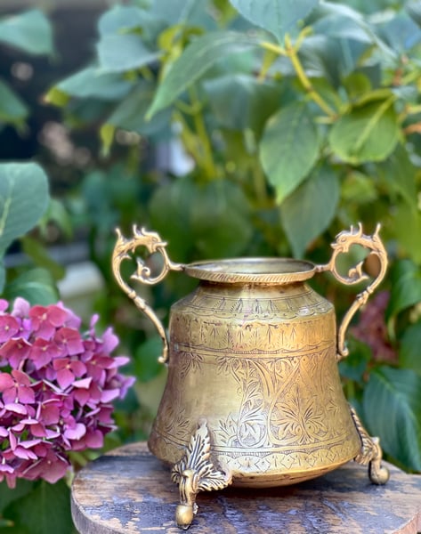 Image of Large Vintage brass pot