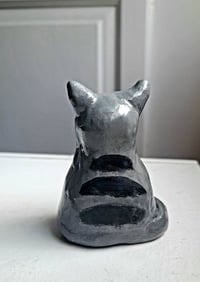 Image 2 of Gray Cat Figure