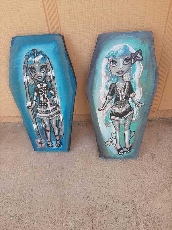 Image of Monster Fashion Doll Coffins