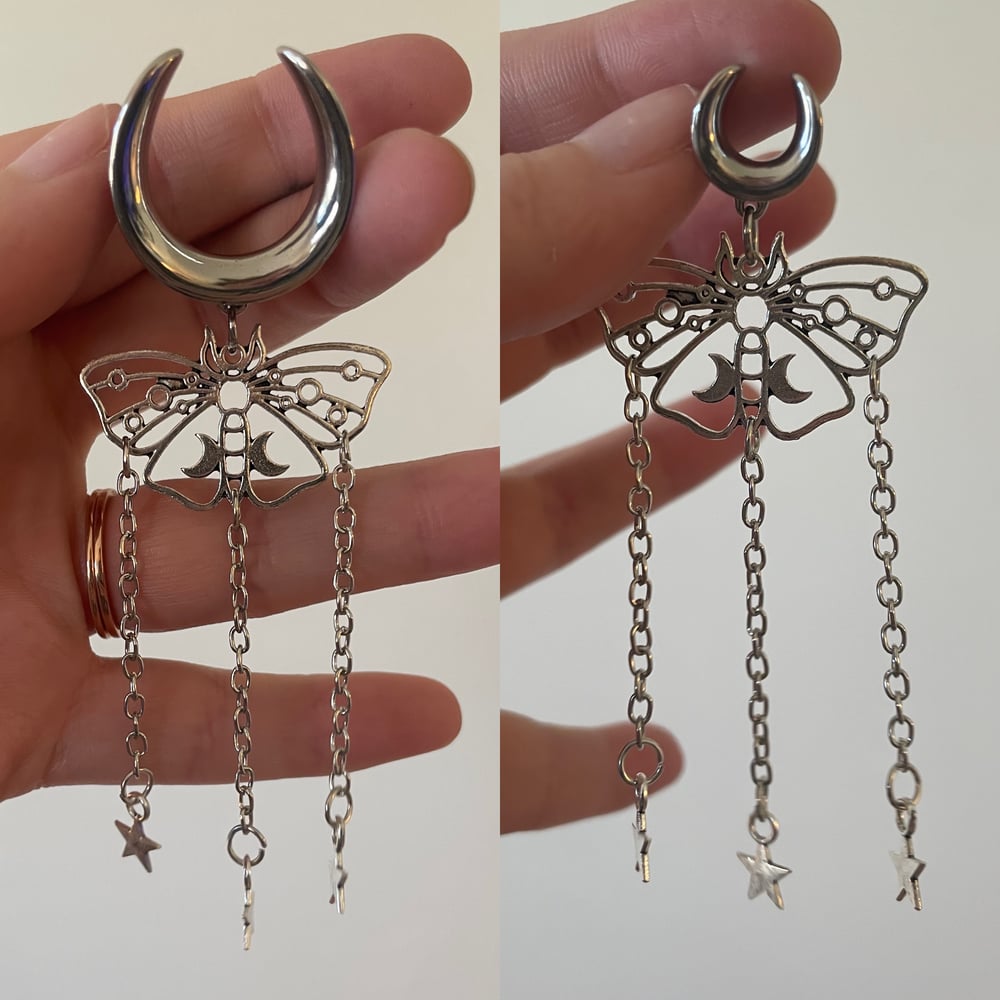 Image of Silver Moth Saddle Dangles (sizes 2g-1")