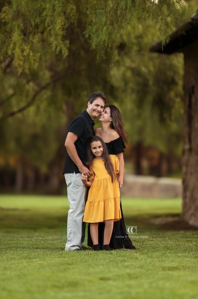 Image of Family Mini Sessions Outdoors - Sunday October 23rd