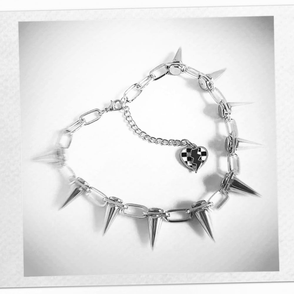 Spike Chain