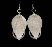 Image 2 of Leather metal mix