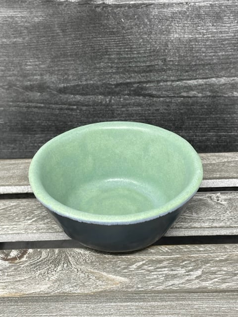 Image of Small Bowl - Matte Green