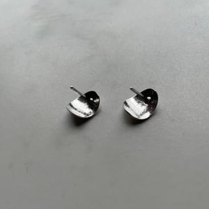 Image of cove earring 