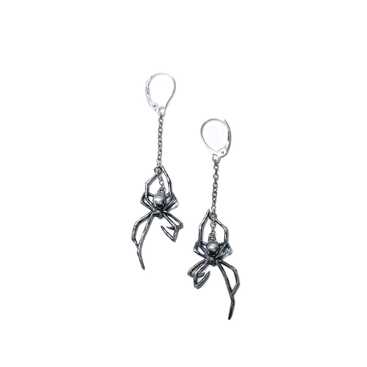 Black online spider earrings