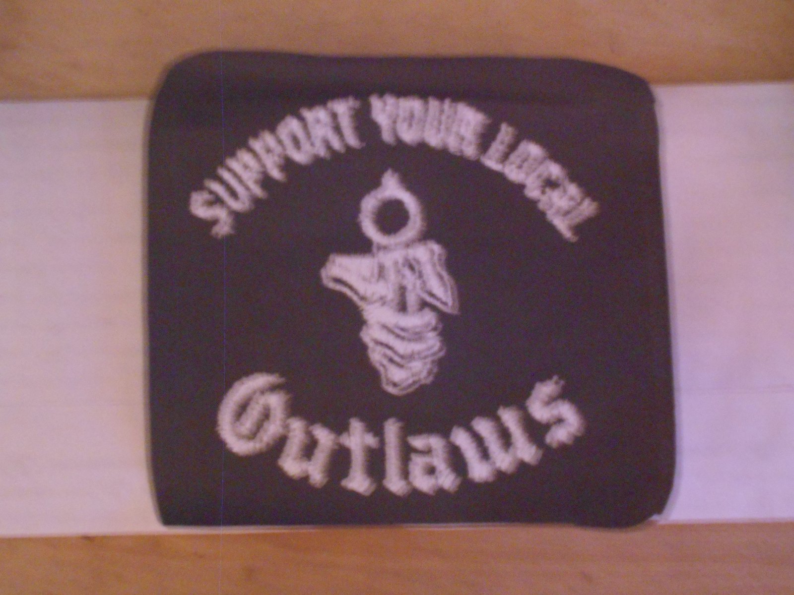support Your Local Outlaws Patch / Outlaws apparel