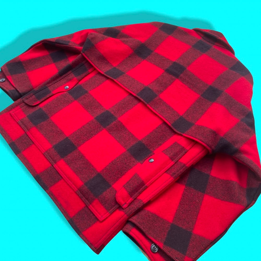 C. C. Filson 70s Vintage Buffalo Check Mackinaw Hunting Jacket Red Black Plaid 100% Wool size: XL