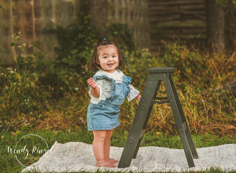 Fall at Smithville Mansion Family Mini Sessions $295