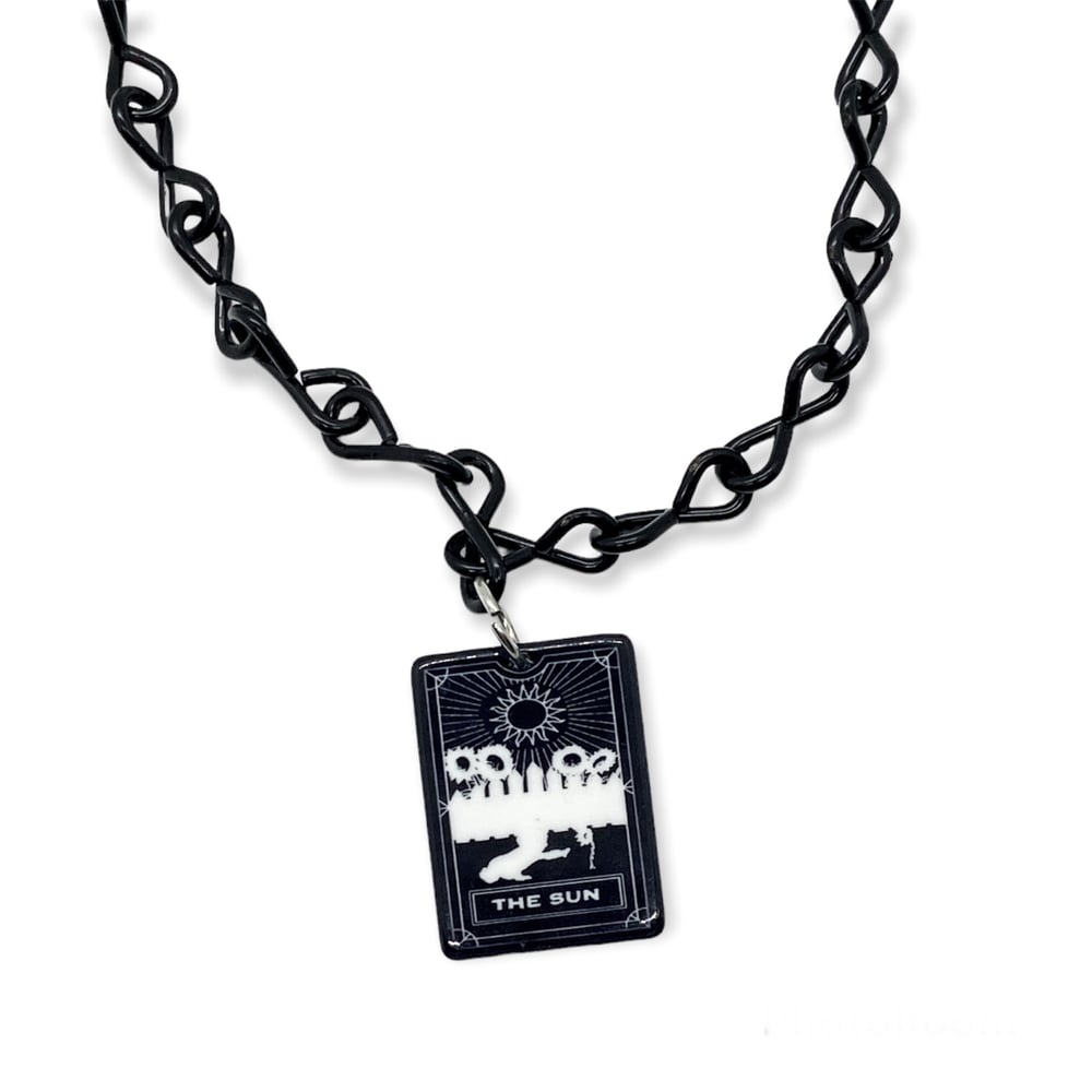 Tarot Card Chains
