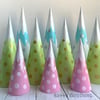 Mache kitschy Christmas cones