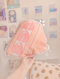Image 3 of ⊹ICHIGO CUSHION⊹ 