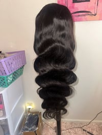 Image 1 of 28 inch body wave wig 