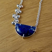 Image 3 of Senecio necklace - Lapis lazuli 