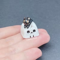 Image 4 of Halloween black kitty with skull ceramic keycap