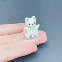 Image 4 of halloween ghost kitty ceramic keycap