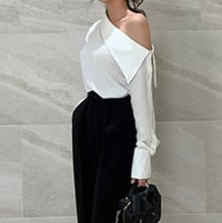 Image 5 of TOP TIER BLOUSE (WHITE)