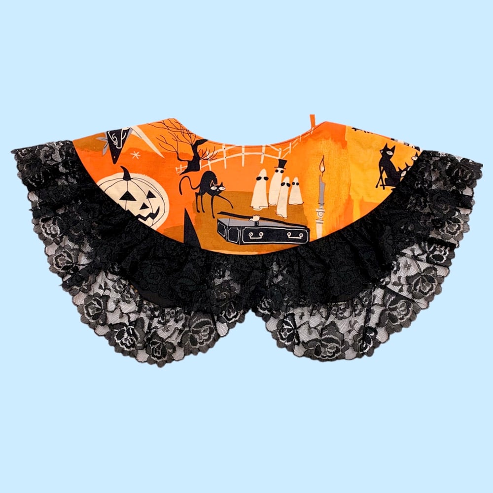Image of Reversible Detachable Collar — Spooky Season