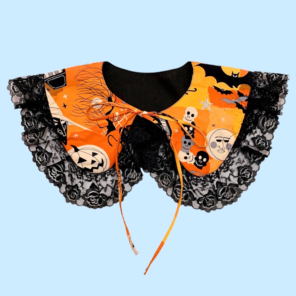 Image of Reversible Detachable Collar — Spooky Season