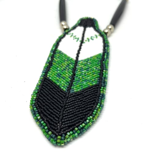 Image of Miigwan Beaded Pendant (Green)