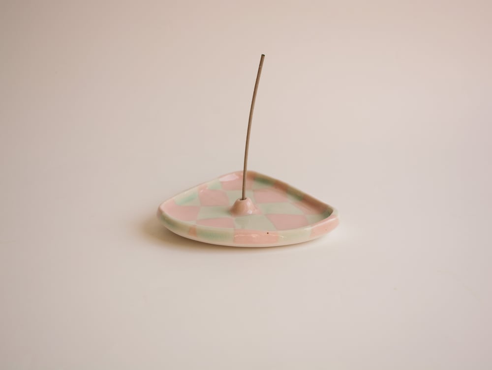 Image of Pebble Incense Holder - Pink and Blue