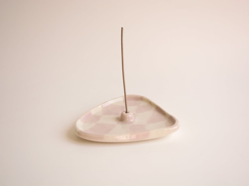 Image of Pebble Incense Holder - Soft Lilac