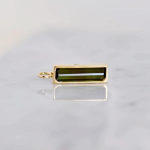 Image of Green Tourmaline bevel cut 14k gold necklace