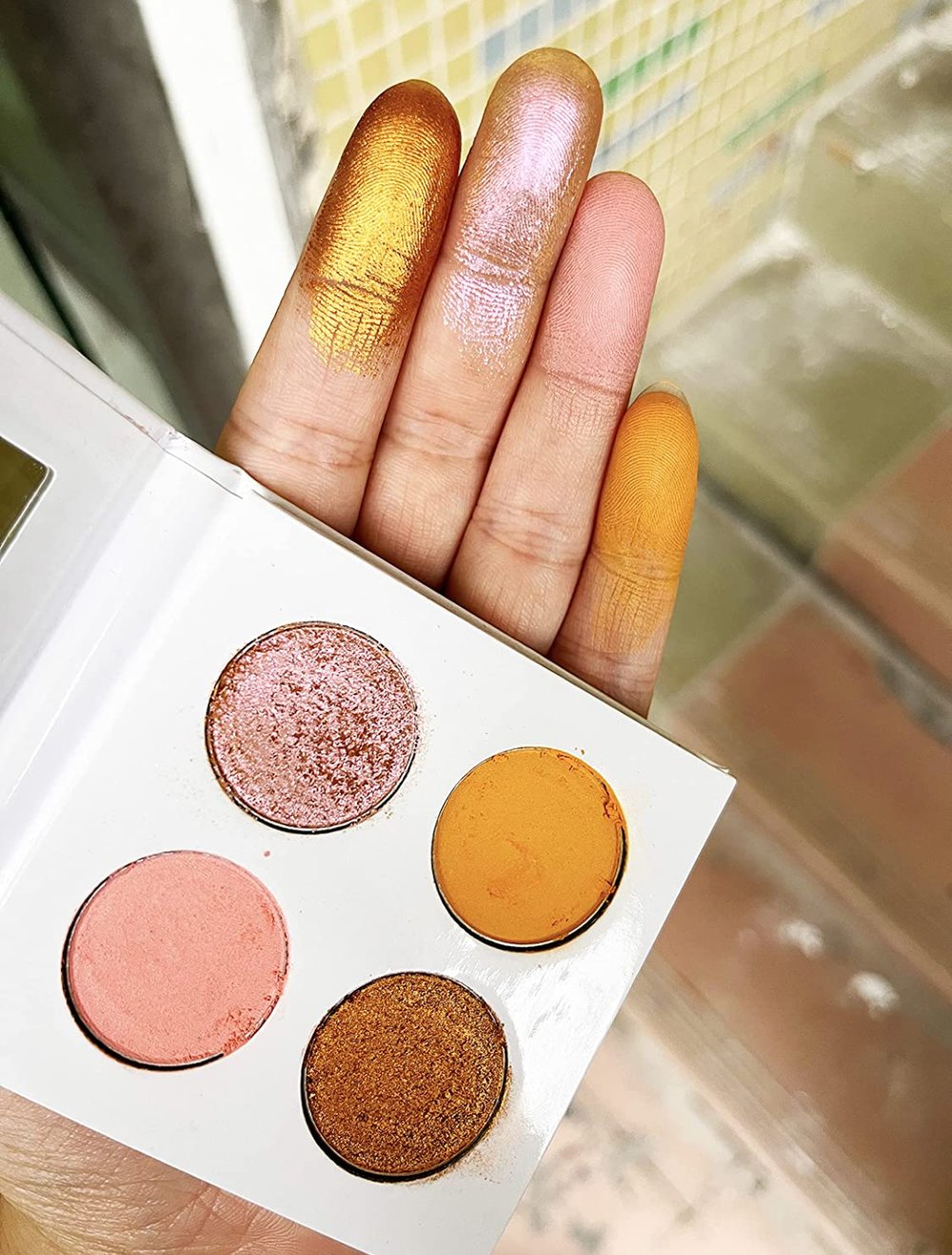 Duo Chrome Matte Eyeshadow Palette - Yellow Series
