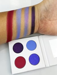 Image 3 of Duo Chrome Matte Eyeshadow Palette - Purple Series 