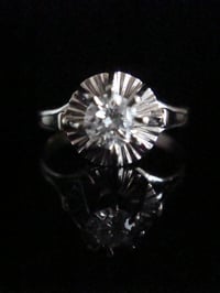 Image 2 of VINTAGE 18CT WHITE GOLD DIAMOND SOLITAIRE RING Si1 AND H-I COLOUR 0.40CT