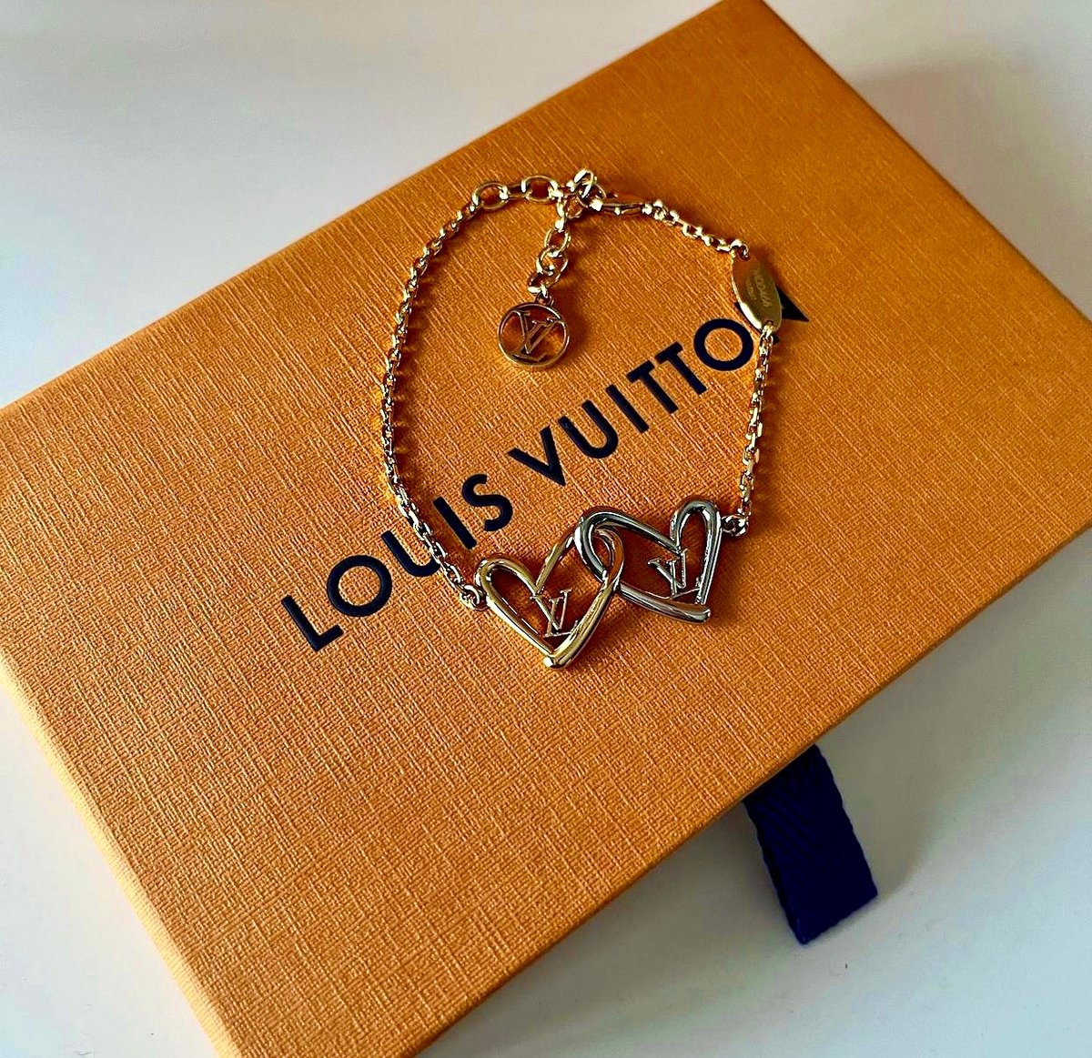 Image of Authentic LV Fall In Love Hearts Bracelet 