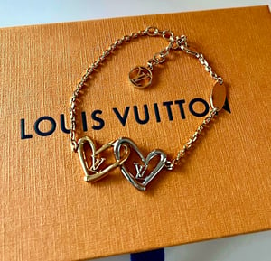 Image of ðŸŽ„ Authentic LV Fall In Love Hearts Bracelet 