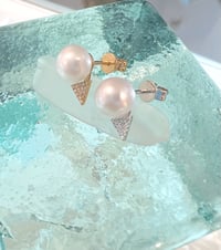 Image 2 of 14k solid gold triangle diamond with pearl studs earrings 