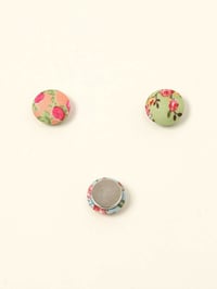 Image 5 of Floral Magnetic Macaron Hijab Clip