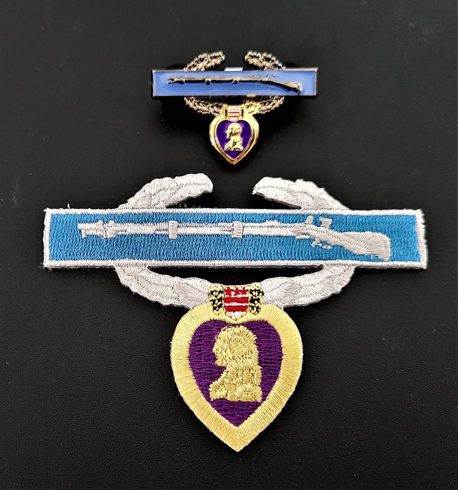 Image of Combat Infantryman's Badge with matching pin combo