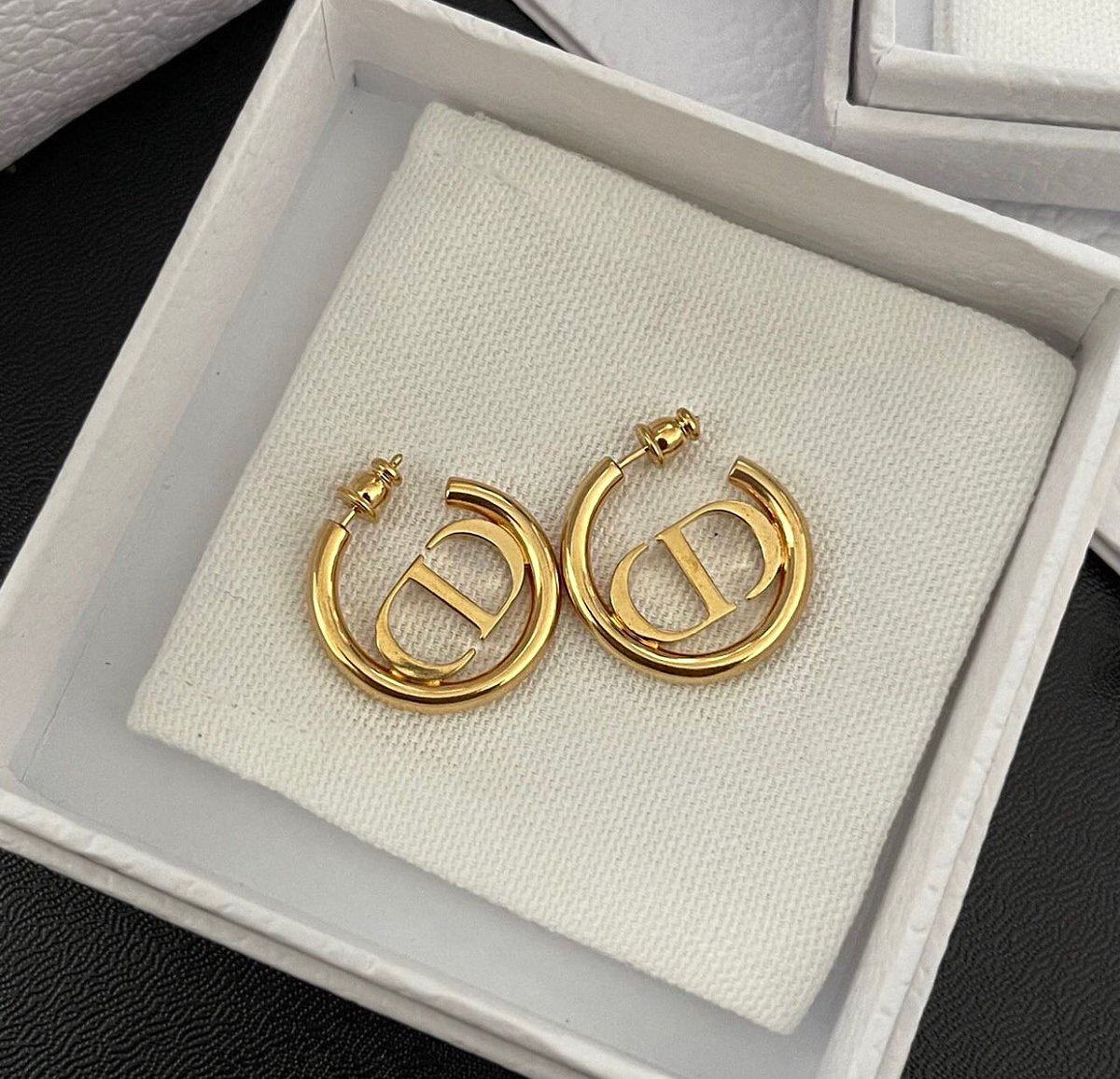 Image of NOW $180 ЁЯТе Dior 30 Montaigne Gold Earrings