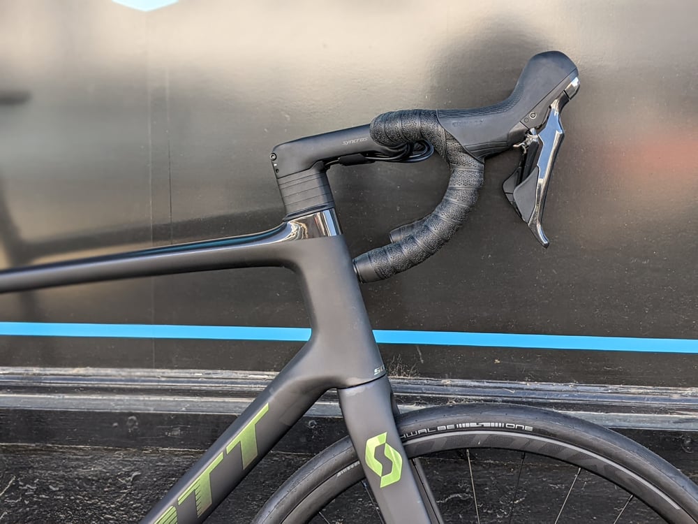 Image of Scott Addict 20 Carbon Black 