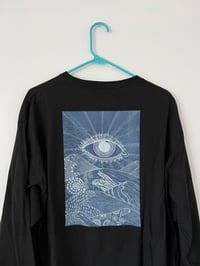 Image 1 of as above, so below shirt - inverted