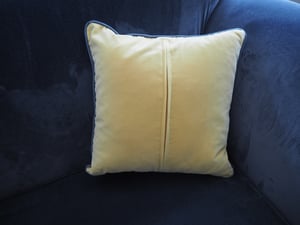 Fish cushion (yellow)