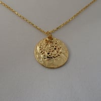 Image 3 of Kate Middleton Princess of Wales Inspired Replikate Yellow Gold Round Disc Topaz Pendant Necklace
