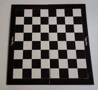 Image 5 of Jeu d'échecs Keith Haring 