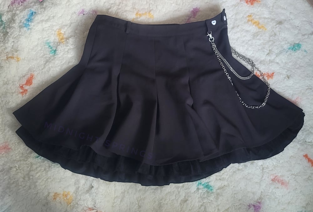 Image of PREORDER Black Pleated High-Waisted Skirt with Black Velvet Ruffle