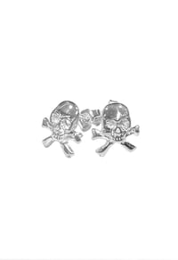 CHXMICALOVER SKULL EARRINGS