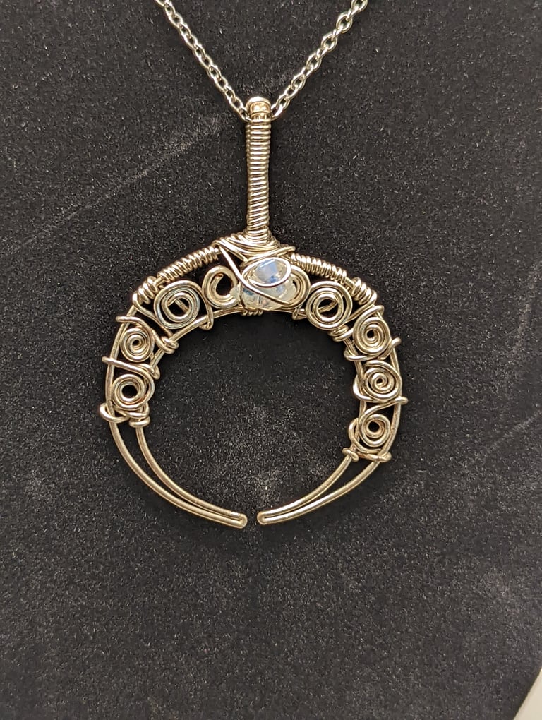 Twisted Pendants Image 2