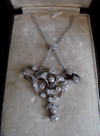 EDWARDIAN PLATINUM DIAMOND LAVALIERE PENDANT AND DETACHABLE BROOCH IN FITTED BOX