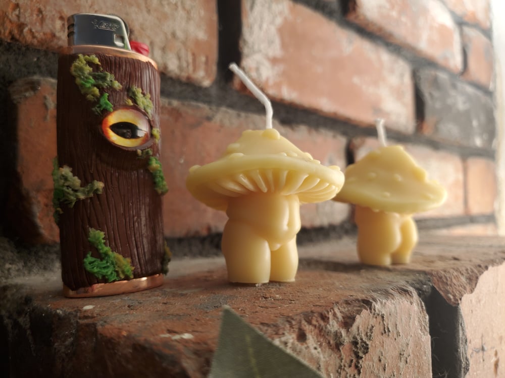 Image of Mini Mushroom Booty Candle